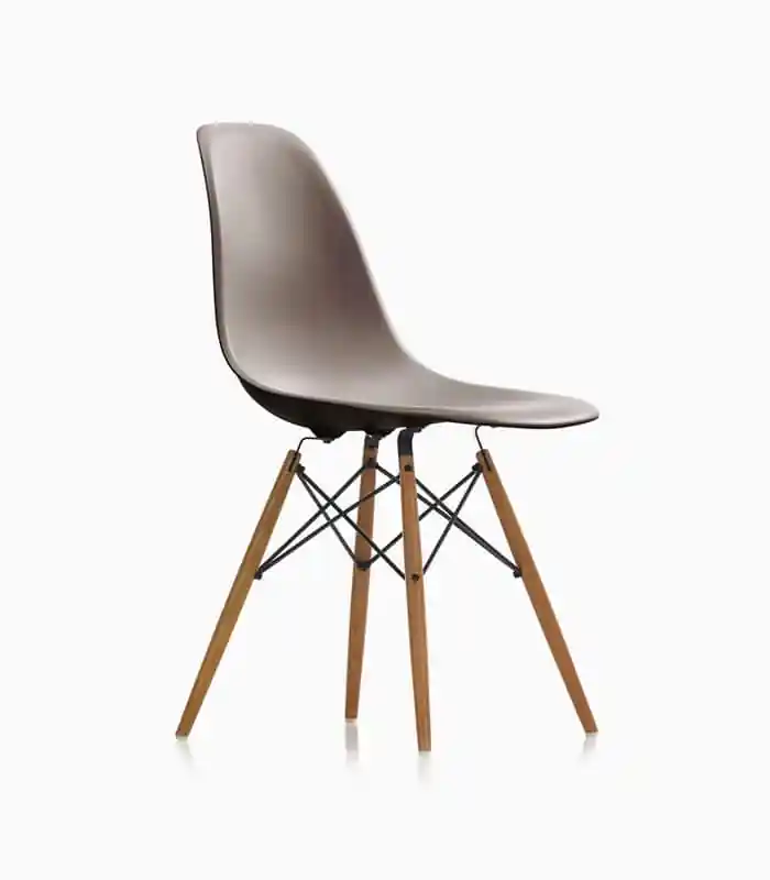 Eames plastic side chair (Demo)